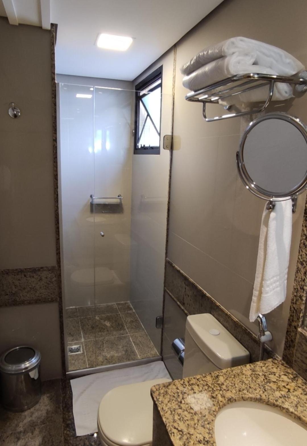 Raridade!!! - Flat De Alto Padrão - Preço Imbatível - Cama King Size - Muitos Eletrodomésticos - Limpeza Diária Gratuita Hotel